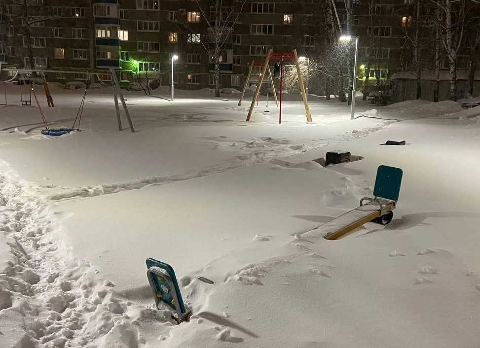 Кто должен делать детские площадки? Кто должен делать детские площадки?